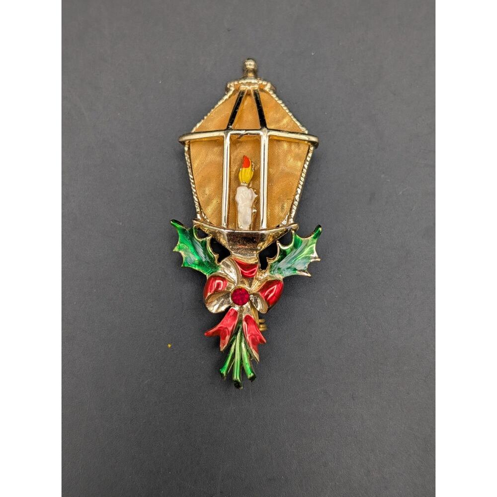Vintage Beatrix Christmas Lantern Brooch Gold Tone Enamel Holly Bow Candle Pin